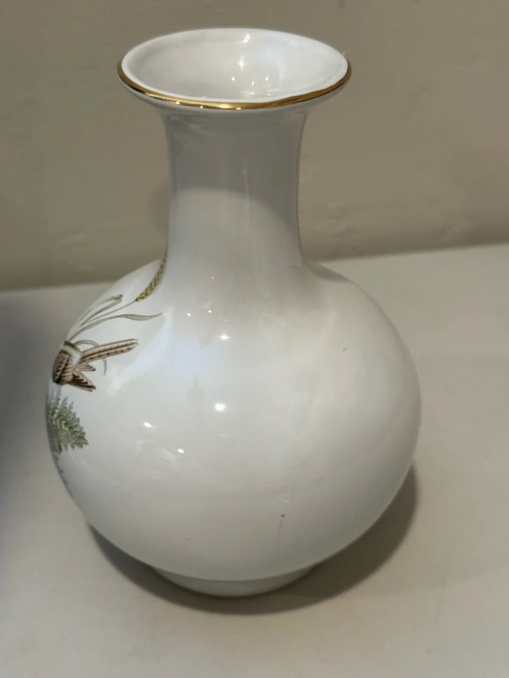 Vintage White Vase Made In Japan‎ ~7” Birds Floral Motif Gold Rim Accent Estate